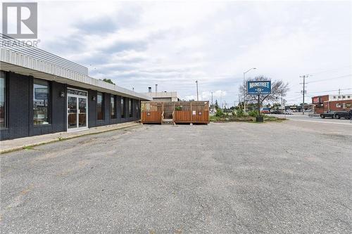 1642 Main, Val Caron, ON 
