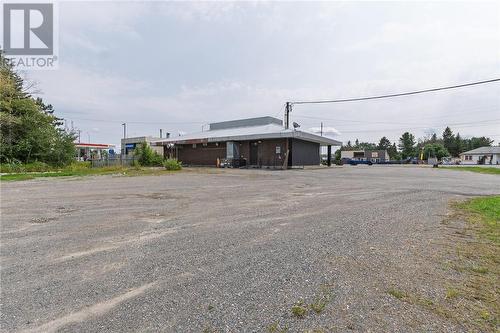 1642 Main, Val Caron, ON 