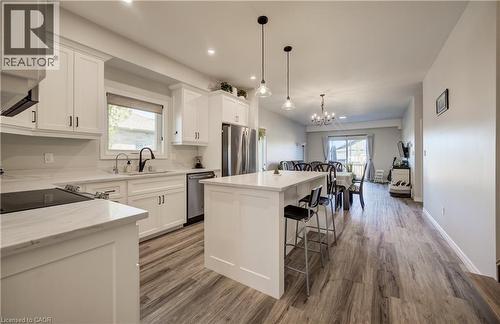 117 Sarah Road, Mount Forest, ON - Indoor Photo Showing Kitchen With Upgraded Kitchen