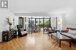 306 - 280 SIMCOE STREET  Toronto, ON M5T 2Y5