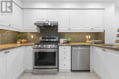 96 Robideau Place, Whitby, ON - Indoor Photo Showing Kitchen With Stainless Steel Kitchen With Upgraded Kitchen