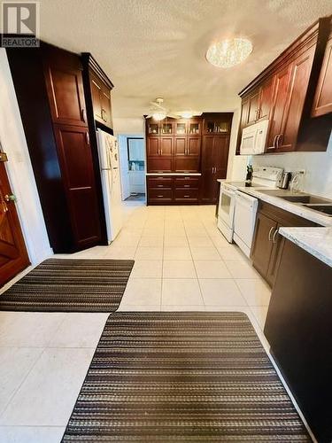 290 Second St N, Massey, ON - Indoor