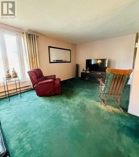 290 Second St N, Massey, ON - Indoor Photo Showing Other Room
