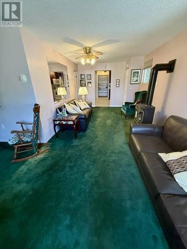 290 Second St N, Massey, ON - Indoor Photo Showing Other Room