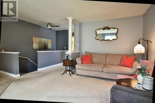 5 Havenridge Court, St. Thomas, ON - Indoor Photo Showing Living Room
