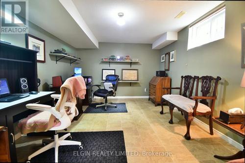 5 Havenridge Court, St. Thomas, ON - Indoor Photo Showing Office
