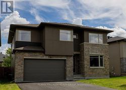 305 OXER PLACE Ottawa, ON K2V 0C6
