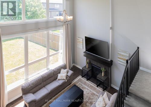 305 Oxer Place, Ottawa, ON - Indoor With Fireplace