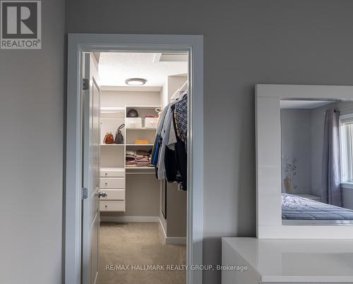 305 Oxer Place, Ottawa, ON - Indoor