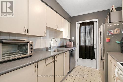 Kitchen - D - 5 Sonnet Crescent, Ottawa, ON - Indoor Photo Showing Kitchen