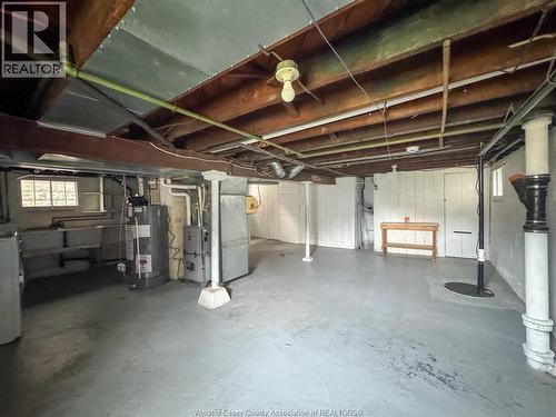 1111 Elsmere, Windsor, ON - Indoor Photo Showing Basement