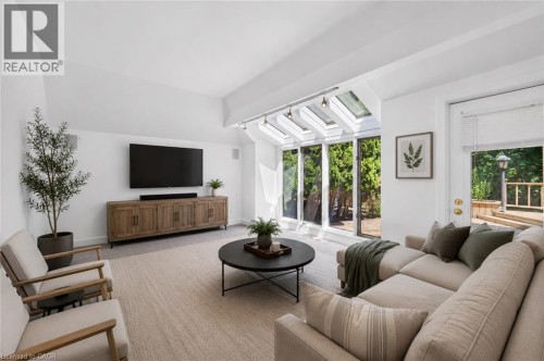 Virtually Staged - 4 Forsyth Avenue N, Hamilton, ON - Indoor Photo Showing Living Room