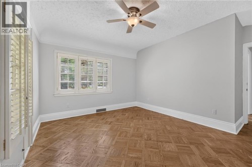 4 Forsyth Avenue N, Hamilton, ON - Indoor Photo Showing Other Room