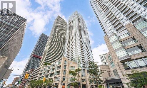 3210 - 2191 Yonge Street, Toronto, ON - Outdoor With Facade