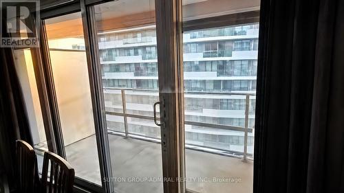 3210 - 2191 Yonge Street, Toronto, ON - Indoor Photo Showing Other Room