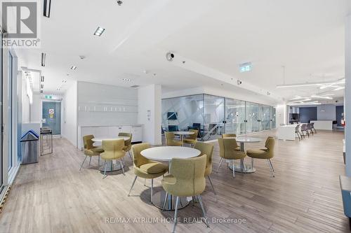 3601 - 181 Dundas Street E, Toronto, ON - Indoor Photo Showing Dining Room
