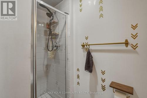 103 - 410 Mclevin Avenue, Toronto, ON - Indoor Photo Showing Bathroom