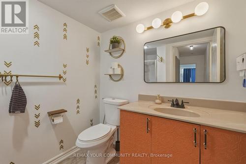 103 - 410 Mclevin Avenue, Toronto, ON - Indoor Photo Showing Bathroom