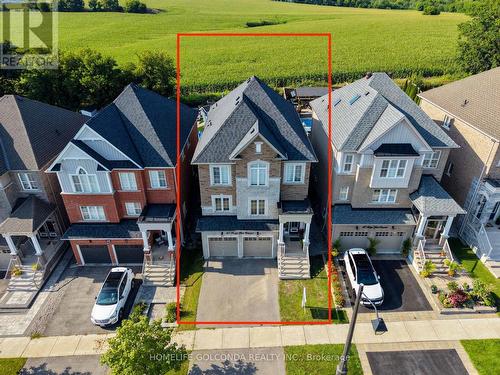 40 RIDGE GATE CRESCENT  East Gwillimbury, ON L0G 1M0