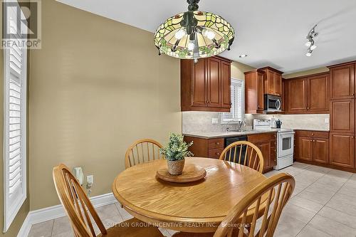 13 Renaissance Point, New Tecumseth, ON - Indoor Photo Showing Dining Room