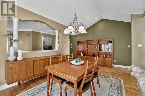 13 Renaissance Point, New Tecumseth, ON - Indoor Photo Showing Dining Room