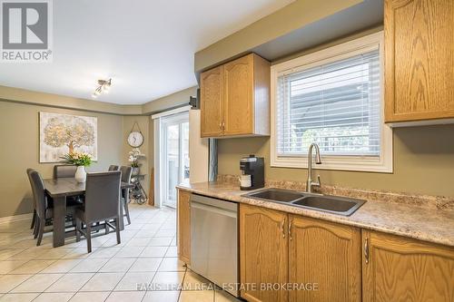 4 Bluegrass Drive, Barrie, ON - Indoor