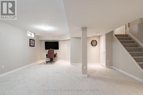 4 Bluegrass Drive, Barrie, ON - Indoor