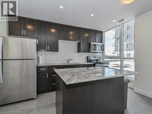 104 Garment Street Unit# 606, Kitchener, ON - Indoor Photo Showing Kitchen With Stainless Steel Kitchen With Upgraded Kitchen