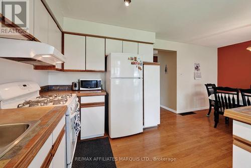 672 Champlain Drive, Cornwall, ON - Indoor Photo Showing Kitchen