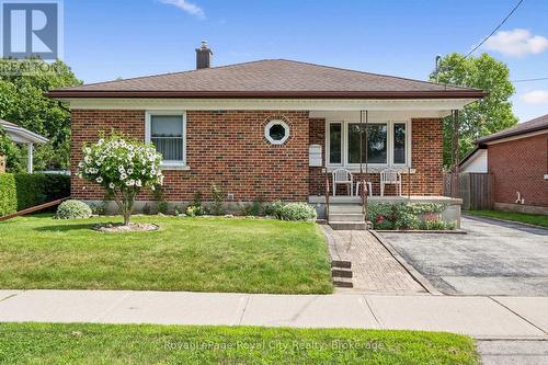 133 EMMA STREET  Guelph (General Hospital), ON N1E 1V2