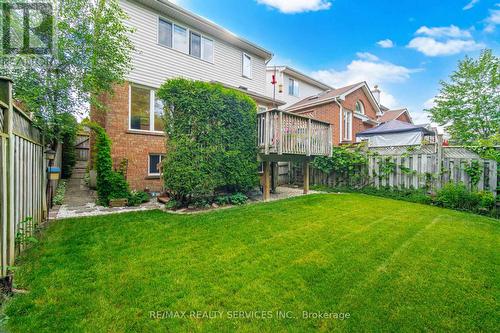 38 Furrows End, Brampton, ON - Outdoor