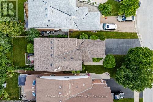 38 Furrows End, Brampton, ON - Outdoor
