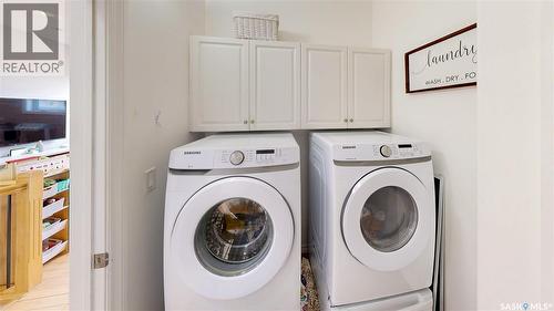 2806 Sunninghill Crescent, Regina, SK - Indoor Photo Showing Laundry Room