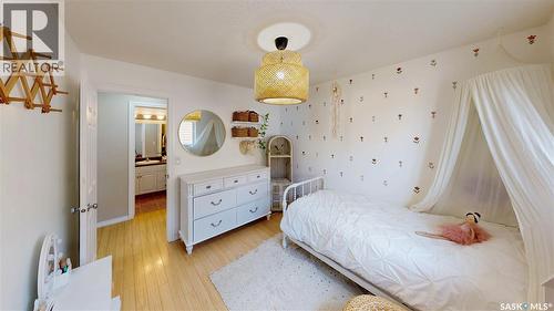 2806 Sunninghill Crescent, Regina, SK - Indoor Photo Showing Bedroom