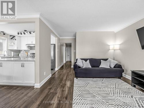 281 Thistle Down Boulevard, Toronto, ON - Indoor