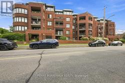 307 - 959 NORTH RIVER ROAD  Ottawa, ON K1K 3V3