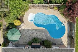 87 DARIUS HARNS DRIVE Whitby (Brooklin), ON L1M 2G2