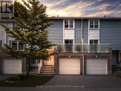 1916 JOHN STREET  Markham, ON L3T 1Z1