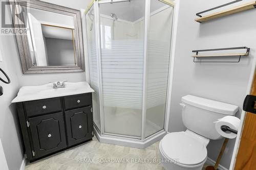 189 Arnold Drive, Perth, ON - Indoor Photo Showing Bathroom
