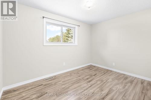 189 Arnold Drive, Perth, ON - Indoor Photo Showing Other Room