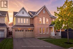 22 MAPLE CROWN TERRACE Barrie, ON L4M 7H4