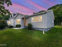 99 Thistle Street  Dartmouth, NS B3A 2V6