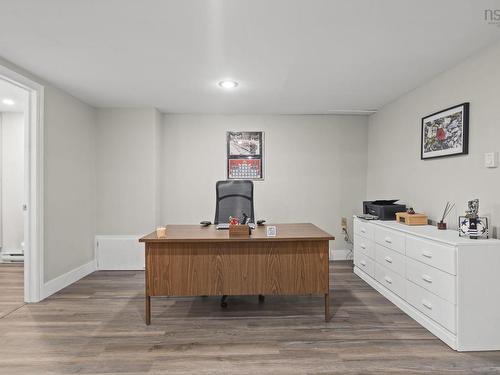 99 Thistle Street, Dartmouth, NS - Indoor Photo Showing Office