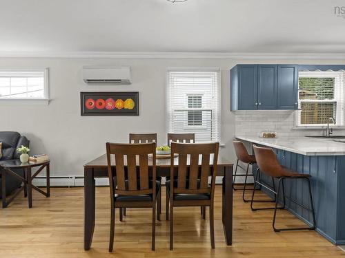 99 Thistle Street, Dartmouth, NS - Indoor Photo Showing Dining Room