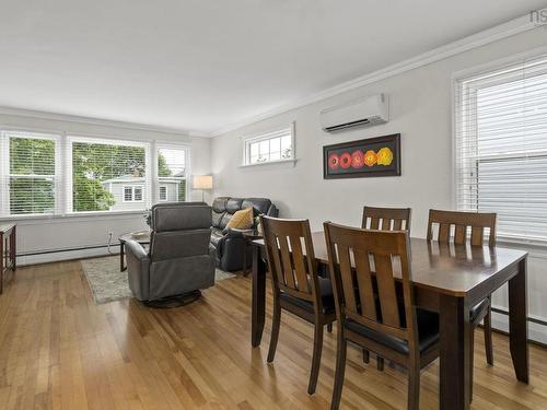 99 Thistle Street, Dartmouth, NS - Indoor