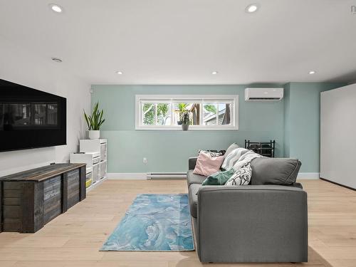 22 Sunnyvale Crescent, Lower Sackville, NS - Indoor Photo Showing Living Room