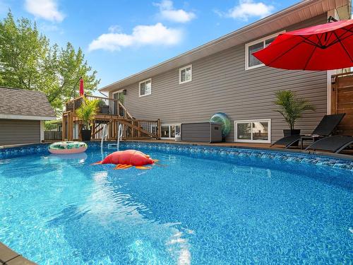 22 Sunnyvale Crescent, Lower Sackville, NS - Outdoor With Above Ground Pool With Exterior