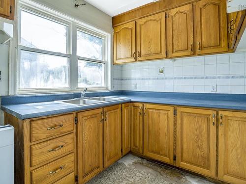 60 Thornhill Drive, Spryfield, NS - Indoor Photo Showing Kitchen With Double Sink