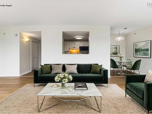 802 99 Waterfront Drive, Bedford, NS - Indoor Photo Showing Living Room