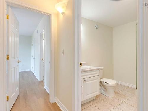 802 99 Waterfront Drive, Bedford, NS - Indoor Photo Showing Bathroom